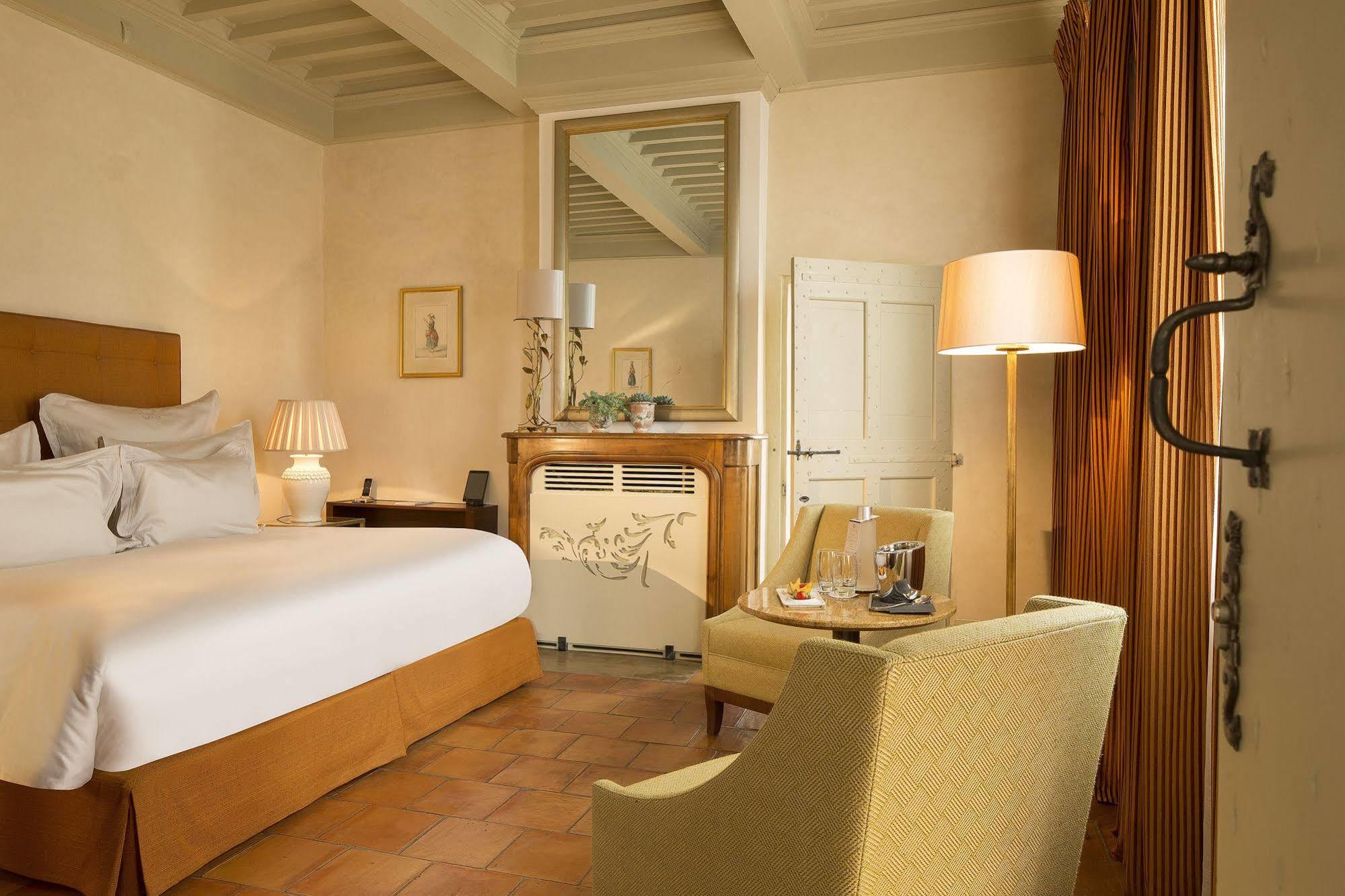 La Maison D'Uzes Relais & Chateaux Exterior foto